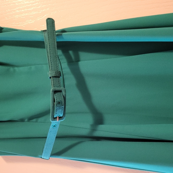 Review Dress - Picture 9 of 9